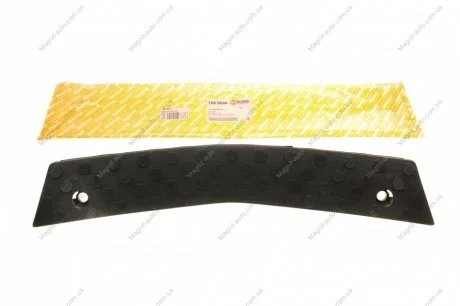 Підніжка бампера AUTOTECHTEILE 100 8894