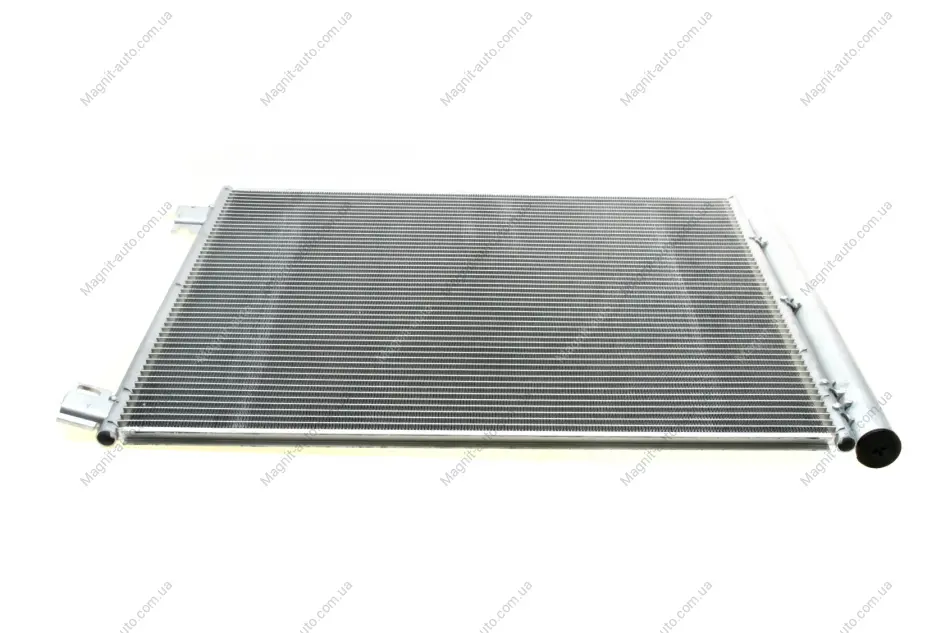 Конденсатор (радіатор) кондиціонера Valeo 822559 (фото 1)