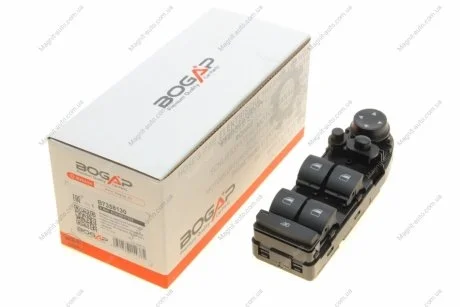 Кнопка стеклоподъемника Bogap B7358130
