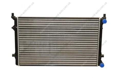 VW радіатор охолодження Audi A3,Caddy III,IV,Golf,Passat,Touran,Skoda Octavia ASAM 32196