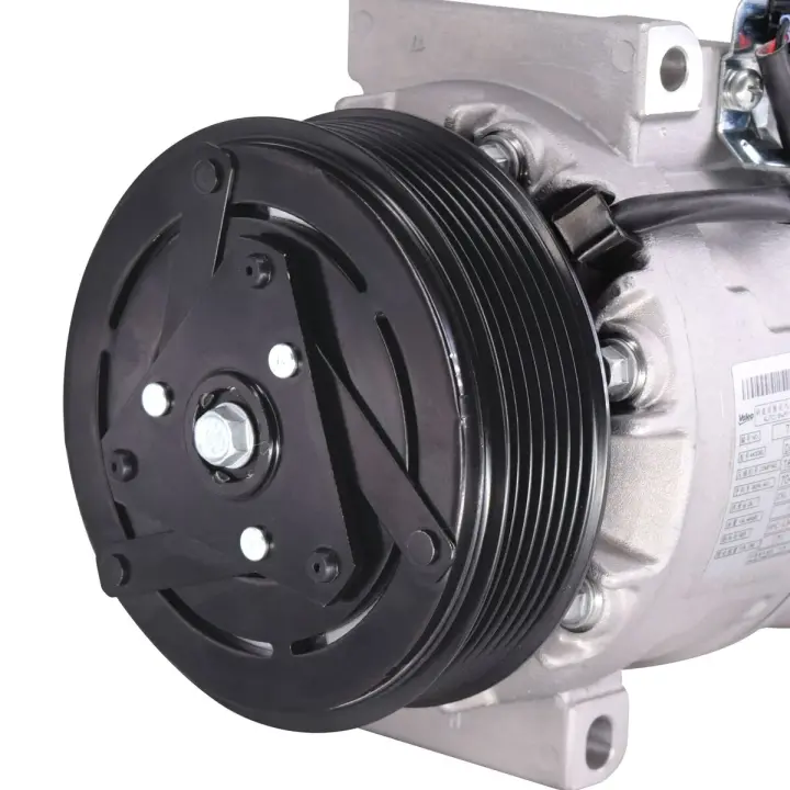 Компресор кондиціонера X-TRAIL 2.0 dCi 07-13 Valeo 716687 (фото 1)