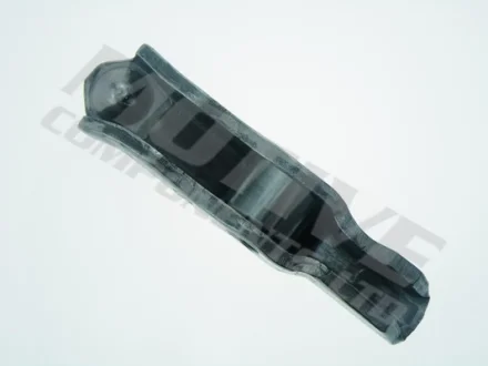 Коромисло HYUNDAI ACCENT II, ELANTRA III, GETZ, GRANDEUR, HIGHWAY, I30, MATRIX, SANTA FÉ I, SANTA FÉ II, SONATA V, TRAJET, TUCSON KIA CARENS I, CARENS III, CEE\'D 1.5D/2.0D/2.2D 03.01-03.13 Motive RA67