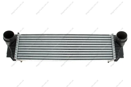 Інтеркулер Valeo 818367