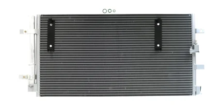 VW Радіатор кондиціонера (конденсатор) з осушувачем Audi A4/5/6/7, Q5 07- BOSCH 1986AD2015