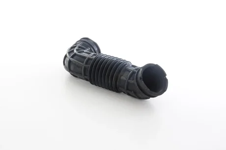 Патрубок інтеркулера TRANSIT 1.8 02-13 BSG BSG 30-720-323